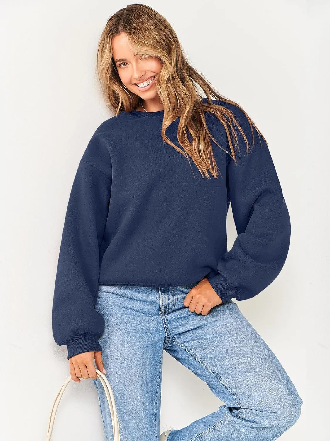 ANRABESS Women's Sweatshirts Crewneck Fleece Oversized Pullover Hoodies Cute Shirts Tops Teen Girls Preppy Clothes 2025