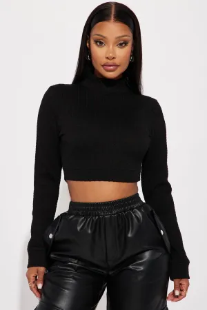 Autumn Long Sleeve Crop Top - Black