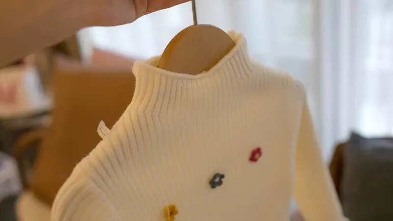 Tiny Flower Mock-Neck Knit Sweater